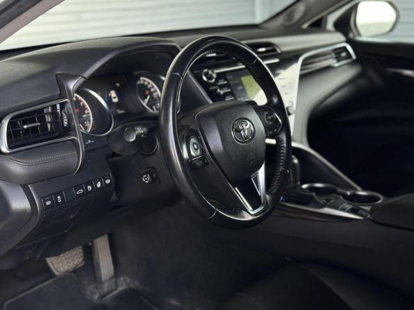 Toyota Camry VIII (XV70) с пробегом 2018 года, цена 2 175 000 рублей, 238690 км, седан, Автокод Объявления