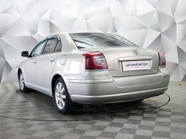 Toyota Avensis II Рестайлинг с пробегом 2006 года, цена 717 000 рублей, 320000 км, седан, Автокод Объявления