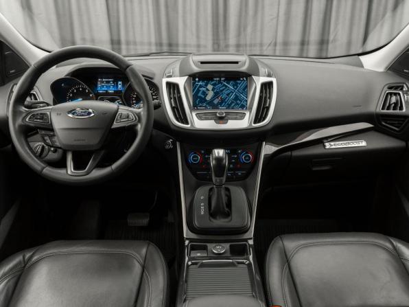 Ford Kuga II Рестайлинг с пробегом 2017 года, цена 1 680 000 рублей, 142915 км, внедорожник, Автокод Объявления