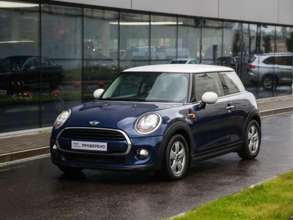 Mini Hatch III (F55/F56) с пробегом 2016 года, цена 1 449 000 рублей, 156801 км, хэтчбек, Автокод Объявления