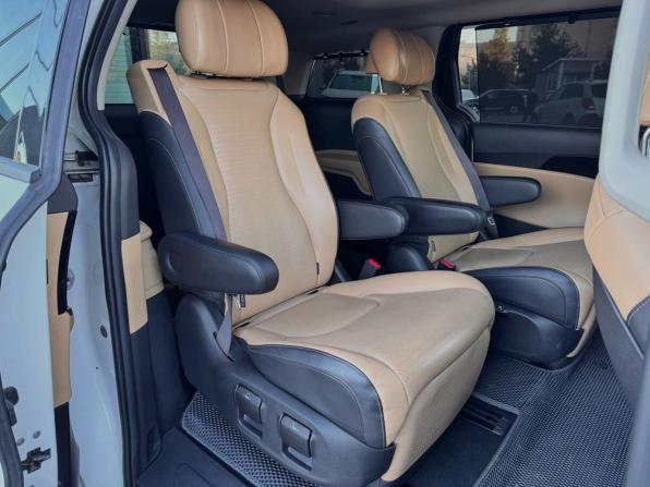 Kia Carnival IV с пробегом 2020 года, цена 3 600 000 рублей, 105000 км, минивэн, Автокод Объявления