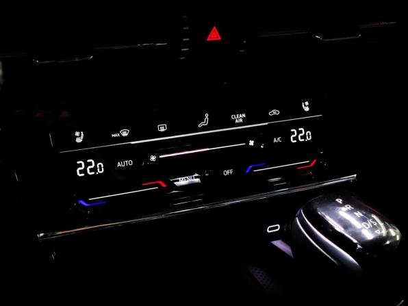Volkswagen Passat B8 Рестайлинг с пробегом 2023 года, цена 3 450 000 рублей, 27903 км, седан, Автокод Объявления