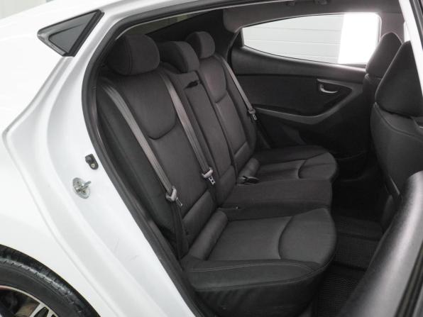 Hyundai Elantra V (MD) Рестайлинг с пробегом 2015 года, цена 1 169 000 рублей, 278586 км, седан, Автокод Объявления