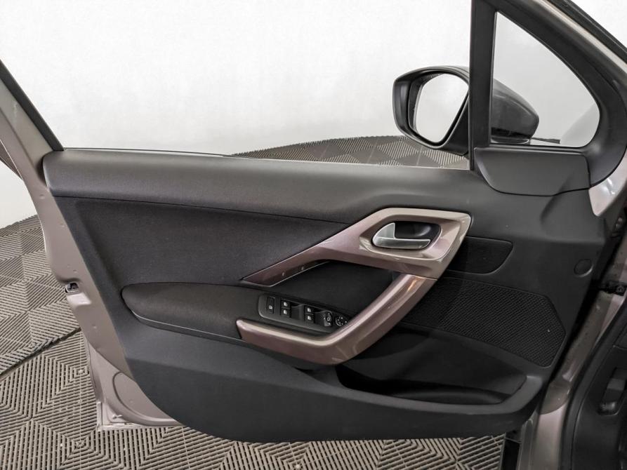 Peugeot 2008 I Москва  - изображение 19