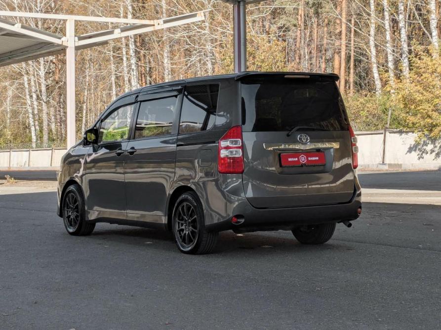 Toyota Noah II (R70) Екатеринбург  - изображение 5