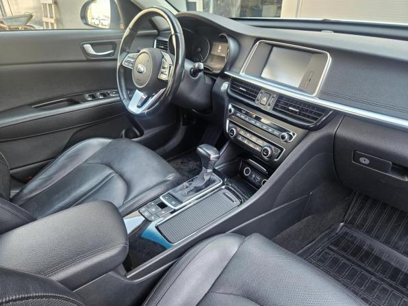 Kia Optima IV Рестайлинг с пробегом 2019 года, цена 2 040 000 рублей, 140000 км, седан, Автокод Объявления