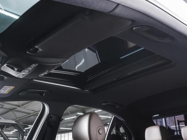 Mercedes-Benz E-Класс V (W213 S213 C238) Рестайлинг с пробегом 2022 года, цена 5 990 000 рублей, 48381 км, седан, Автокод Объявления