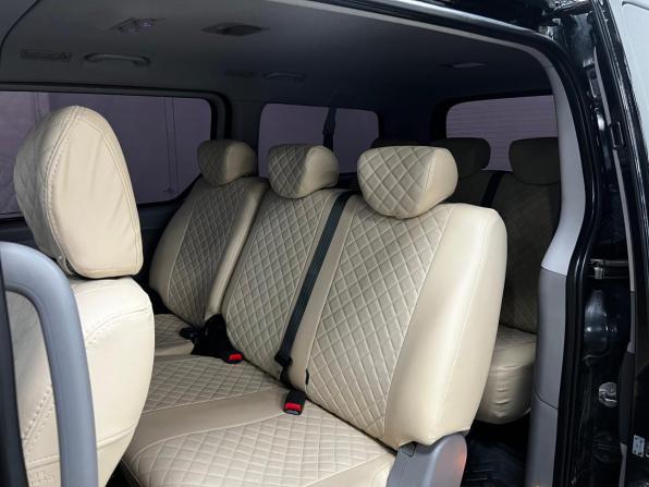 Hyundai H-1 II Рестайлинг 2 с пробегом 2018 года, цена 2 550 000 рублей, 175000 км, минивэн, Автокод Объявления