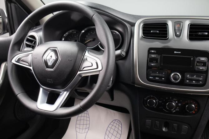 Renault Logan II Рестайлинг с пробегом 2022 года, цена 1 199 000 рублей, 11960 км, седан, Автокод Объявления