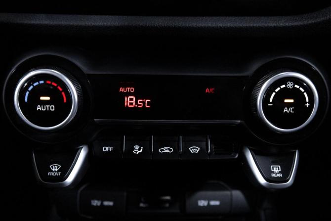 Kia Rio IV с пробегом 2018 года, цена 1 599 900 рублей, 68466 км, хэтчбек, Автокод Объявления