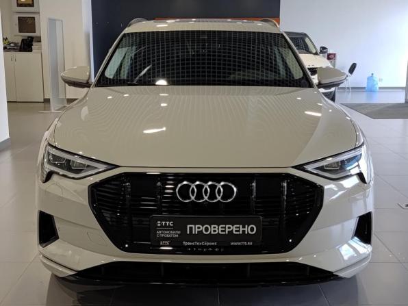 Audi e-tron I с пробегом 2020 года, цена 5 355 000 рублей, 19648 км, внедорожник, Автокод Объявления