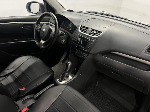 Suzuki Swift IV с пробегом 2011 года, цена 855 000 рублей, 130514 км, хэтчбек, Автокод Объявления