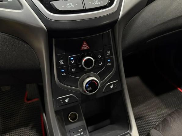 Hyundai Elantra V (MD) Рестайлинг с пробегом 2014 года, цена 995 000 рублей, 189522 км, седан, Автокод Объявления