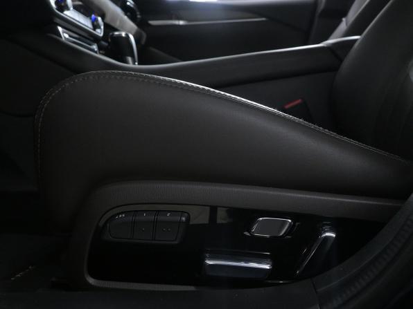 Mazda 6 III (GJ) Рестайлинг 2 с пробегом 2021 года, цена 2 840 000 рублей, 71730 км, седан, Автокод Объявления