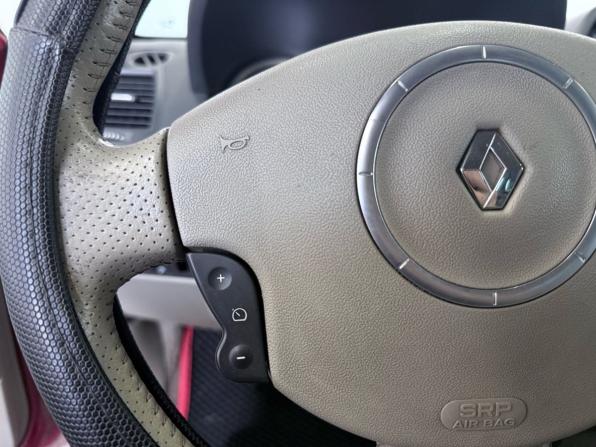 Renault Megane II Рестайлинг с пробегом 2006 года, цена 410 000 рублей, 192634 км, седан, Автокод Объявления