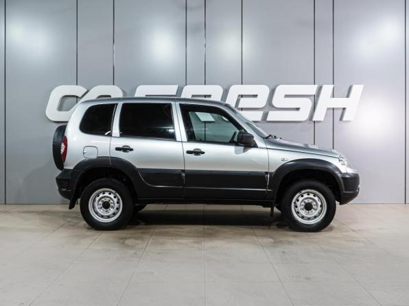 Chevrolet Niva I Рестайлинг с пробегом 2019 года, цена 799 000 рублей, 125774 км, внедорожник, Автокод Объявления