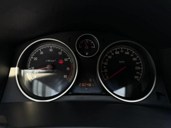 Opel Astra H Рестайлинг с пробегом 2012 года, цена 499 000 рублей, 232478 км, седан, Автокод Объявления