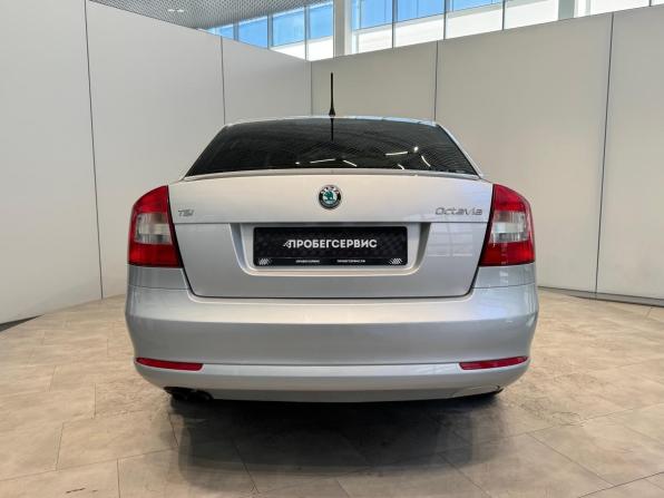 Skoda Octavia II (A5) Рестайлинг с пробегом 2012 года, цена 880 000 рублей, 183208 км, лифтбек, Автокод Объявления