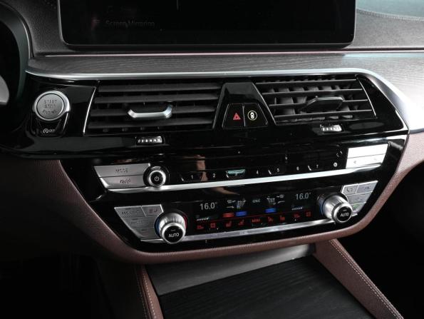 BMW 5 серии VII (G30/G31/G38) Рестайлинг с пробегом 2020 года, цена 5 199 000 рублей, 116674 км, седан, Автокод Объявления