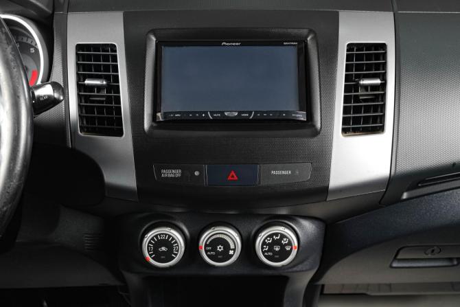 Mitsubishi Outlander II с пробегом 2008 года, цена 999 000 рублей, 273000 км, внедорожник, Автокод Объявления
