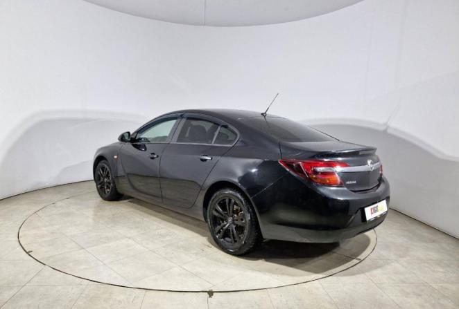 Opel Insignia I Рестайлинг с пробегом 2014 года, цена 740 000 рублей, 211199 км, седан, Автокод Объявления