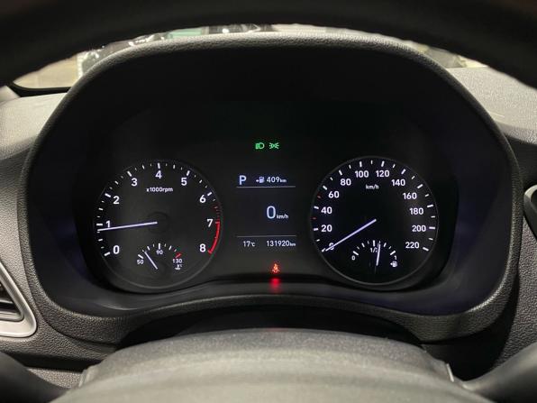 Hyundai Solaris II с пробегом 2018 года, цена 1 320 000 рублей, 131902 км, седан, Автокод Объявления