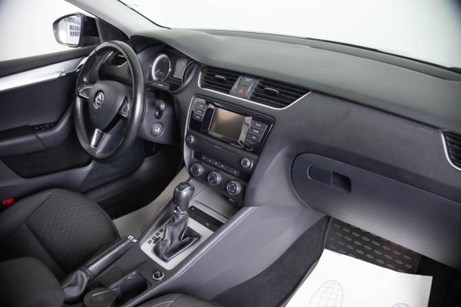 Skoda Octavia III (A7) с пробегом 2016 года, цена 1 699 000 рублей, 123500 км, лифтбек, Автокод Объявления