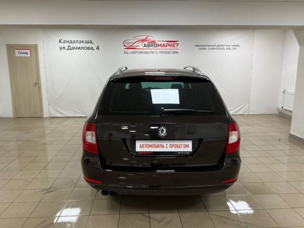 Skoda Superb II Рестайлинг с пробегом 2013 года, цена 899 000 рублей, 260700 км, универсал, Автокод Объявления