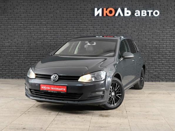 Volkswagen Golf VII