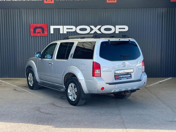 Nissan Pathfinder III Рестайлинг с пробегом 2010 года, цена 1 047 000 рублей, 280666 км, внедорожник, Автокод Объявления