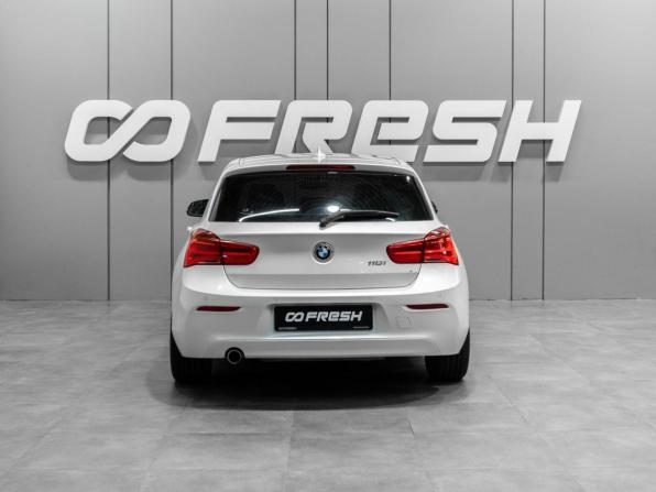 BMW 1 серии II (F20/F21) Рестайлинг 2 с пробегом 2017 года, цена 1 649 000 рублей, 140859 км, хэтчбек, Автокод Объявления