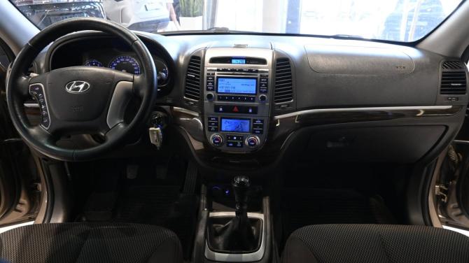 Hyundai Santa Fe II Рестайлинг с пробегом 2010 года, цена 880 000 рублей, 257757 км, внедорожник, Автокод Объявления
