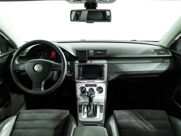 Volkswagen Passat B6 с пробегом 2006 года, цена 569 000 рублей, 306312 км, универсал, Автокод Объявления