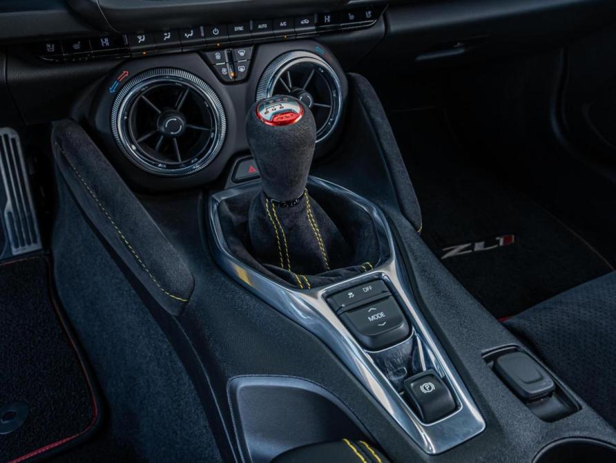 Chevrolet Camaro VI Рестайлинг Ставрополь  - изображение 13