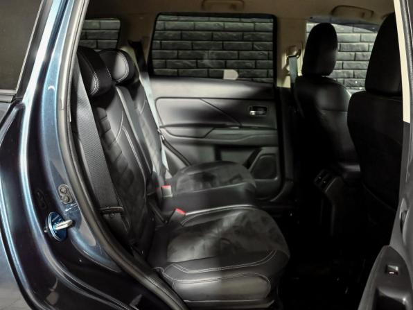 Mitsubishi Outlander III Рестайлинг 3 с пробегом 2021 года, цена 3 100 000 рублей, 23431 км, внедорожник, Автокод Объявления