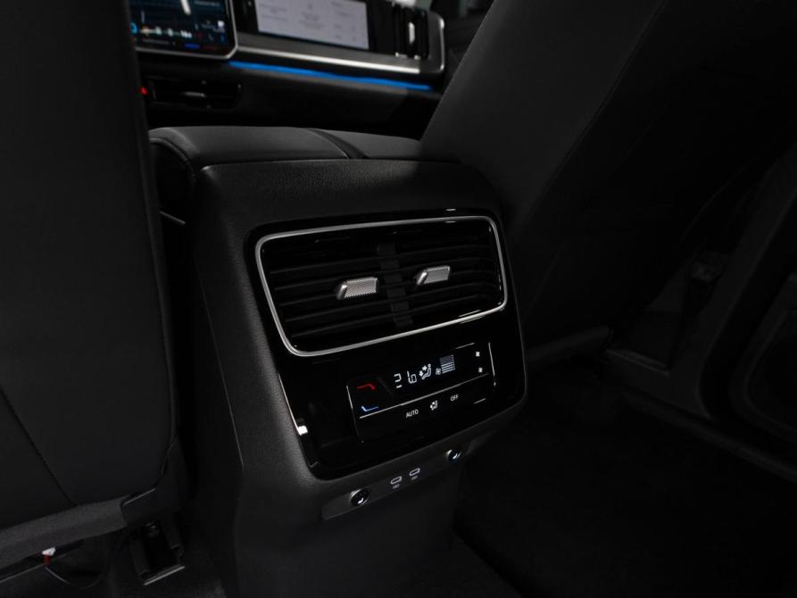 Volkswagen Tavendor I Рестайлинг Москва  - изображение 16
