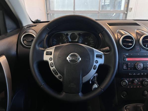 Nissan Qashqai I с пробегом 2007 года, цена 717 000 рублей, 336976 км, внедорожник, Автокод Объявления