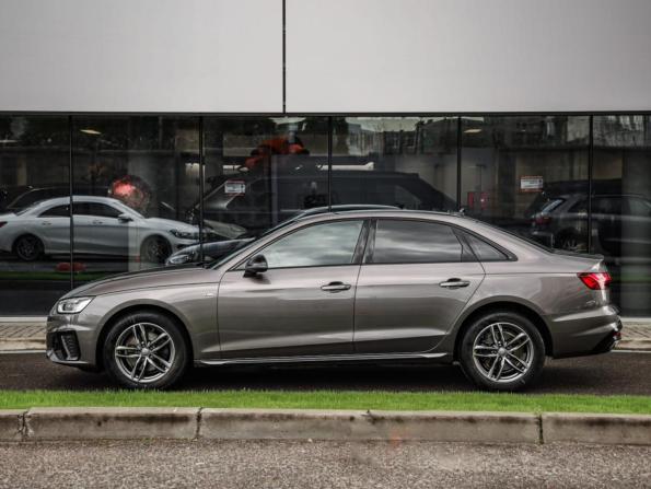 Audi A4 V (B9) Рестайлинг с пробегом 2021 года, цена 3 499 000 рублей, 85159 км, седан, Автокод Объявления