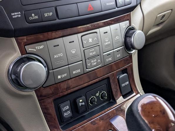 Toyota Highlander II (XU40) Рестайлинг с пробегом 2013 года, цена 1 995 000 рублей, 231320 км, внедорожник, Автокод Объявления