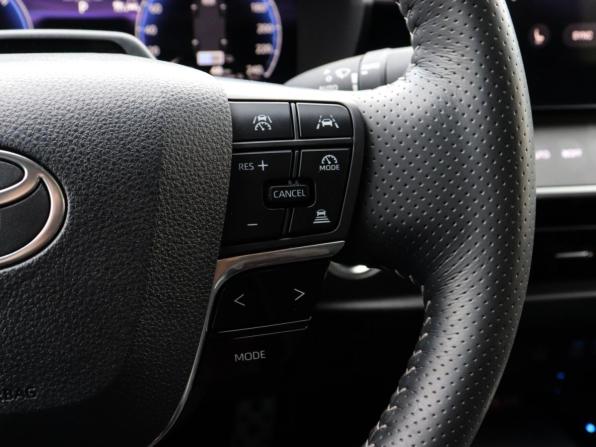 Toyota Camry IX (XV80) China Market с пробегом 2025 года, цена 4 097 000 рублей, 10400 км, седан, Автокод Объявления