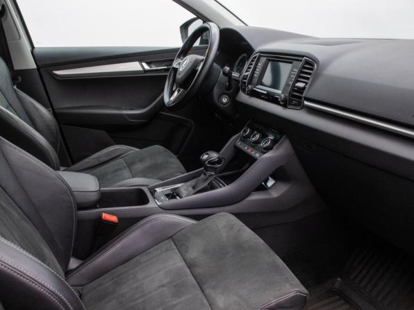 Skoda Karoq I с пробегом 2020 года, цена 2 245 000 рублей, 84087 км, внедорожник, Автокод Объявления
