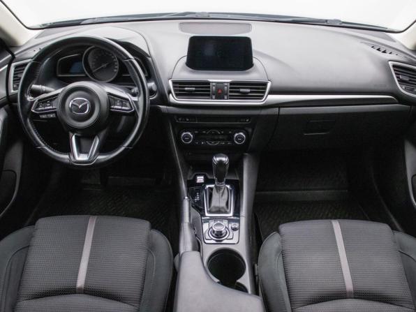 Mazda 3 III (BM) Рестайлинг с пробегом 2017 года, цена 1 609 000 рублей, 91000 км, седан, Автокод Объявления