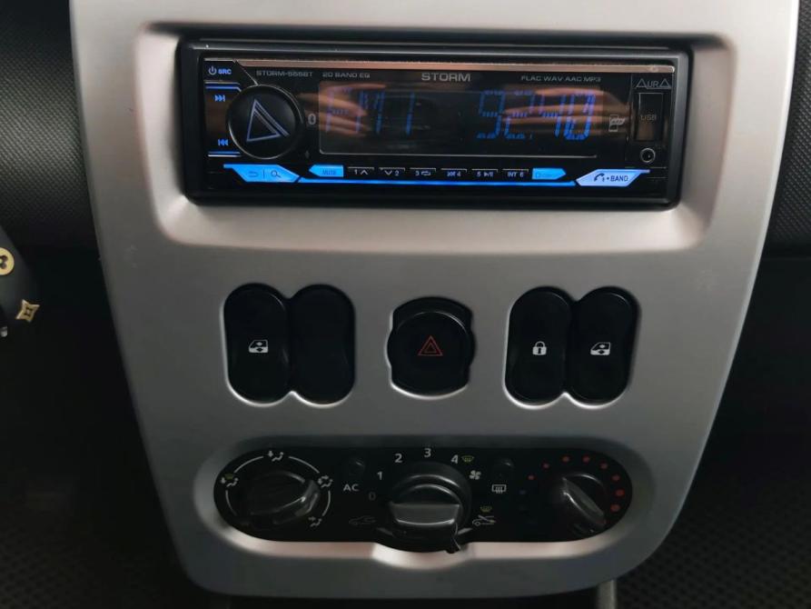Renault Logan I Рестайлинг Санкт-Петербург  - изображение 12