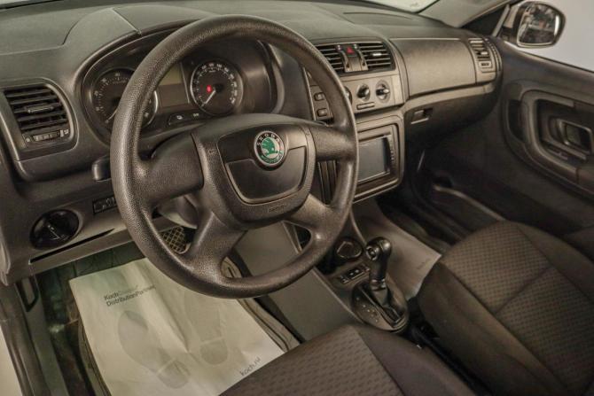 Skoda Fabia II Рестайлинг с пробегом 2012 года, цена 919 000 рублей, 130000 км, хэтчбек, Автокод Объявления