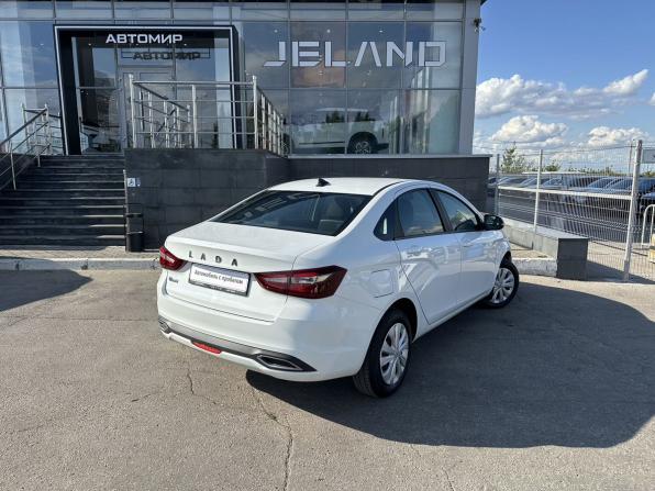 Lada (ВАЗ) Vesta I Рестайлинг (NG) с пробегом 2024 года, цена 1 400 000 рублей, 43118 км, седан, Автокод Объявления
