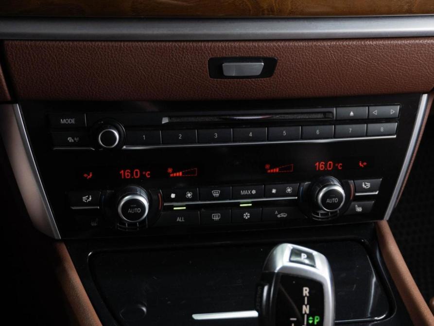 BMW 5 серии VI (F10/F11/F07) Тюмень  - изображение 16