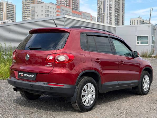 Volkswagen Tiguan I с пробегом 2011 года, цена 695 000 рублей, 260000 км, внедорожник, Автокод Объявления