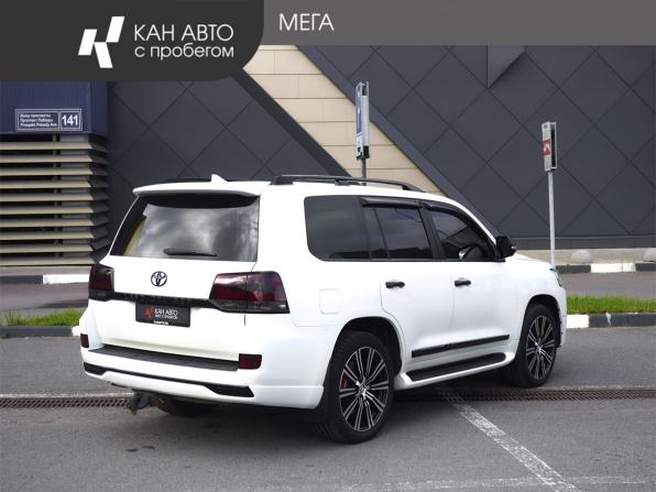 Toyota Land Cruiser 200 Series Рестайлинг 2 с пробегом 2015 года, цена 5 130 000 рублей, 284000 км, внедорожник, Автокод Объявления
