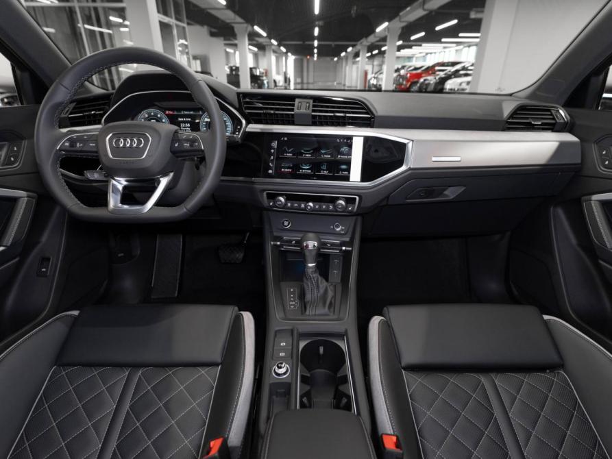 Audi Q3 II (F3) Москва  - изображение 8