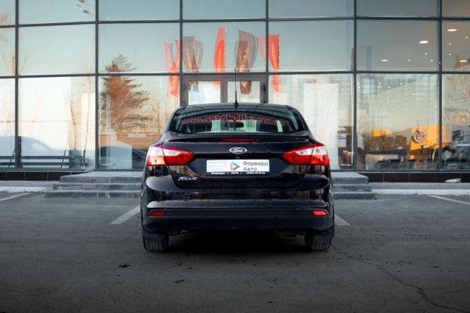 Ford Focus III с пробегом 2013 года, цена 659 900 рублей, 225102 км, седан, Автокод Объявления